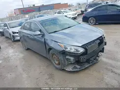 3KPF54AD0KE026094 2019 KIA FORTE
