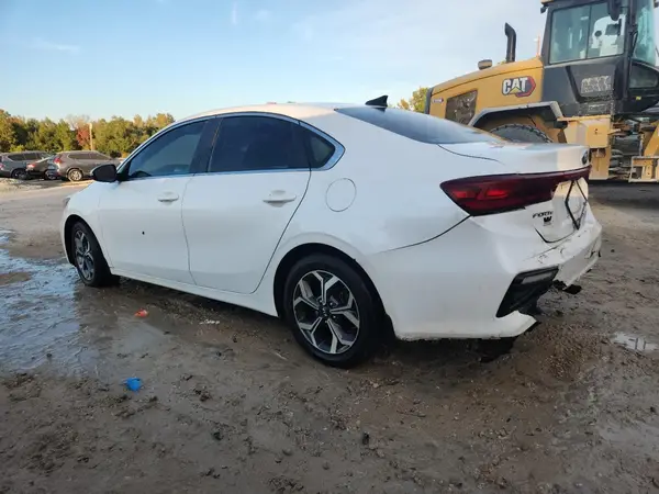 3KPF54AD0KE038116 2019 KIA FORTE - Image 2