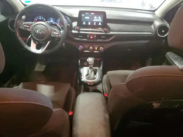 3KPF54AD0KE053070 2019 KIA FORTE - Image 8