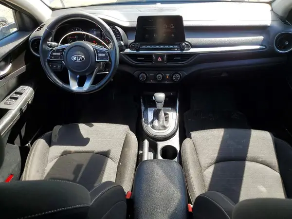 3KPF54AD0KE062156 2019 KIA FORTE - Image 8