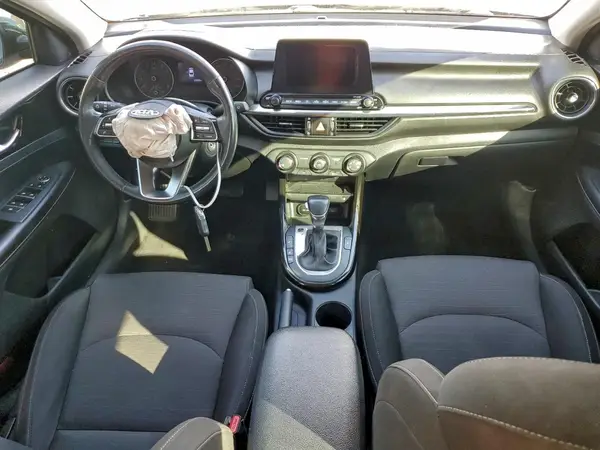 3KPF54AD0KE129791 2019 KIA FORTE - Image 8