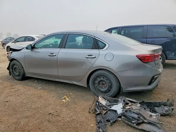 3KPF54AD0ME327354 2021 KIA FORTE - Image 2