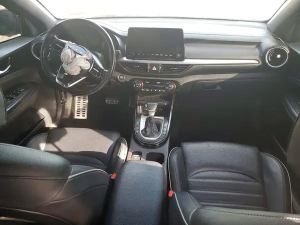 3KPF54AD0NE420599 2022 KIA FORTE - Image 8