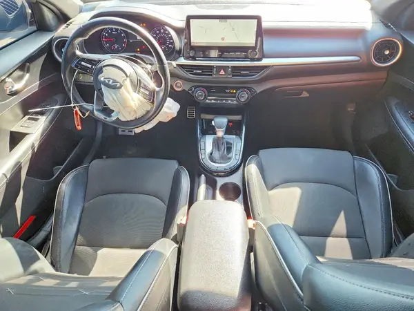 3KPF54AD0NE425771 2022 KIA FORTE - Image 8