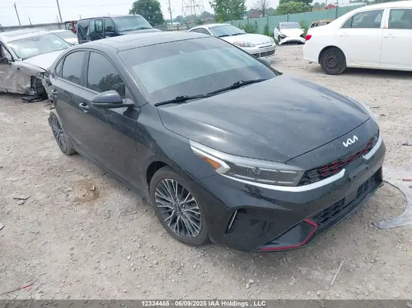 3KPF54AD0NE435099 2022 KIA FORTE - Image 1
