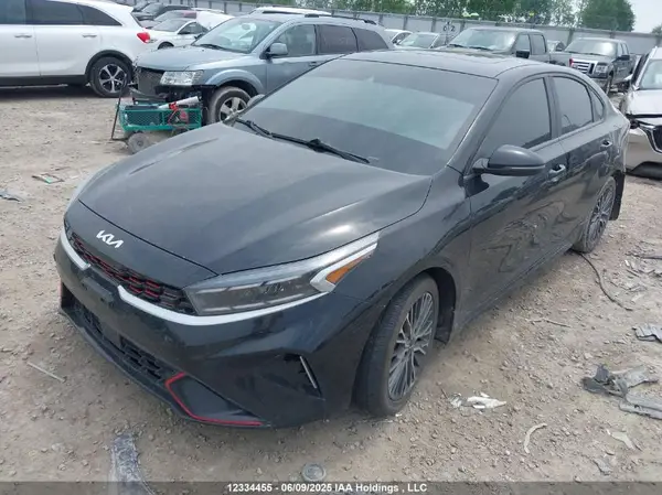 3KPF54AD0NE435099 2022 KIA FORTE - Image 2
