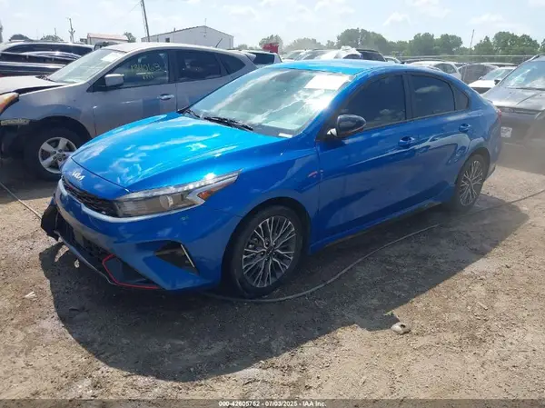 3KPF54AD0NE441033 2022 KIA FORTE - Image 2