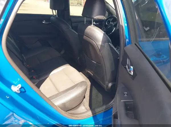 3KPF54AD0NE441033 2022 KIA FORTE - Image 8