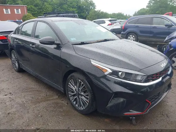 3KPF54AD0NE444708 2022 KIA FORTE - Image 1