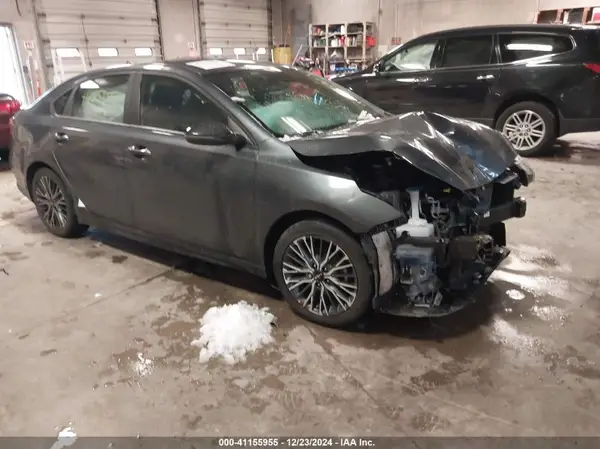 3KPF54AD0NE450850 2022 KIA FORTE - Image 1