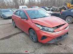 3KPF54AD0NE458253 2022 KIA FORTE