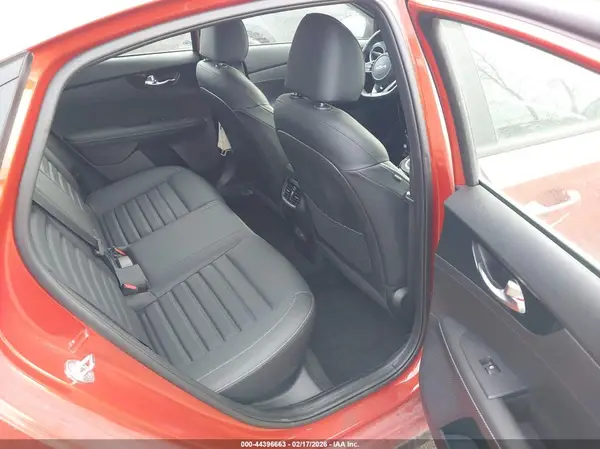 3KPF54AD0NE458253 2022 KIA FORTE - Image 8