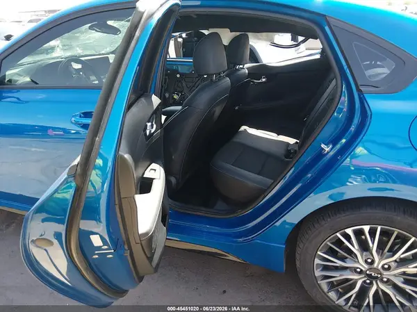 3KPF54AD0NE473710 2022 KIA FORTE - Image 8