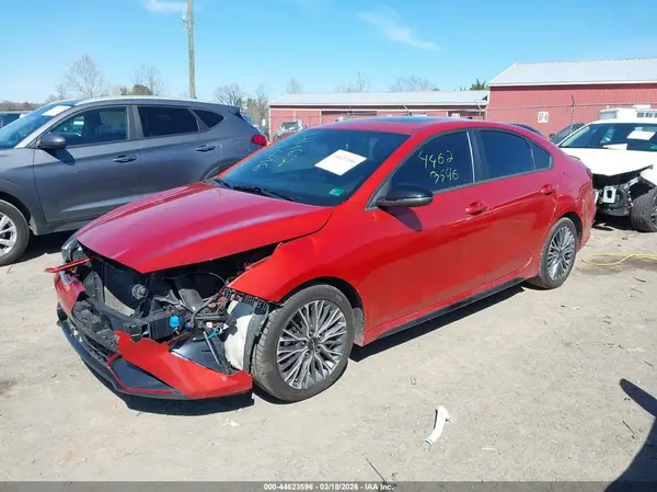 3KPF54AD0NE473853 2022 KIA FORTE - Image 2