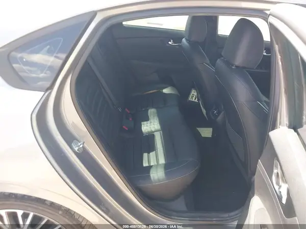 3KPF54AD0NE474288 2022 KIA FORTE - Image 8