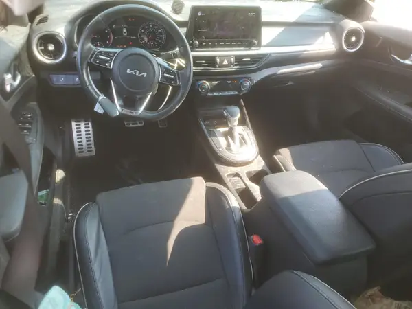3KPF54AD0NE490040 2022 KIA FORTE - Image 8
