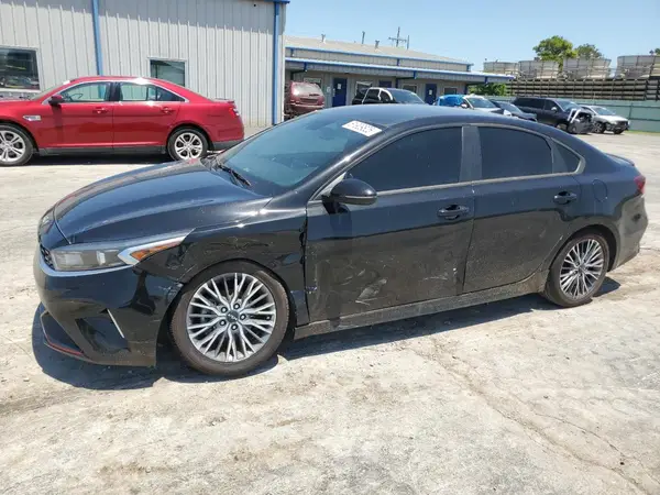3KPF54AD0NE490250 2022 KIA FORTE - Image 1