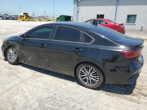 3KPF54AD0NE490250 2022 KIA FORTE - Image 2