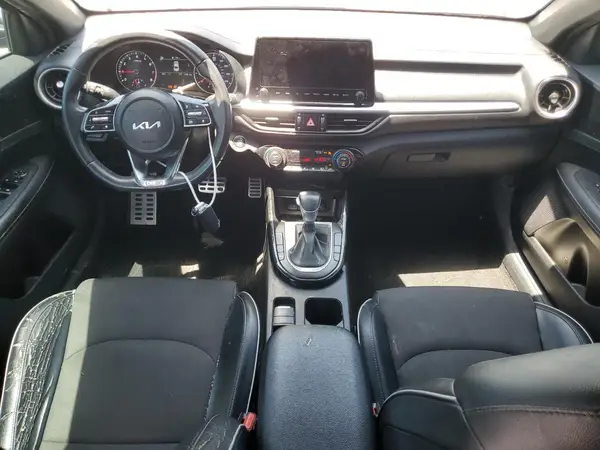 3KPF54AD0NE490250 2022 KIA FORTE - Image 8
