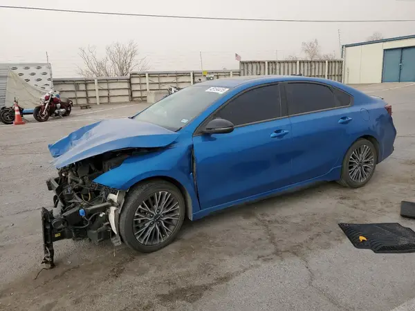 3KPF54AD0NE490992 2022 KIA FORTE - Image 1
