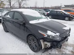 3KPF54AD0NE492094 2022 KIA FORTE