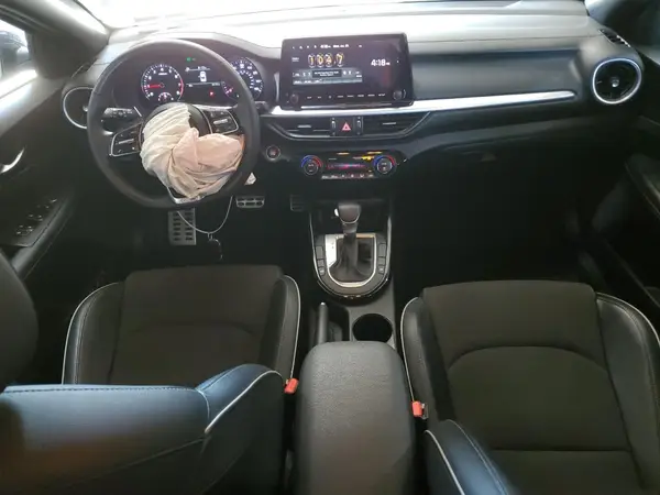 3KPF54AD0NE495335 2022 KIA FORTE - Image 8