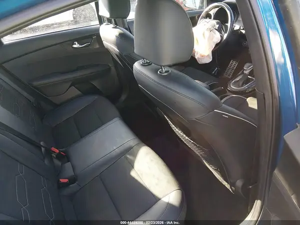 3KPF54AD0PE515845 2023 KIA FORTE - Image 8