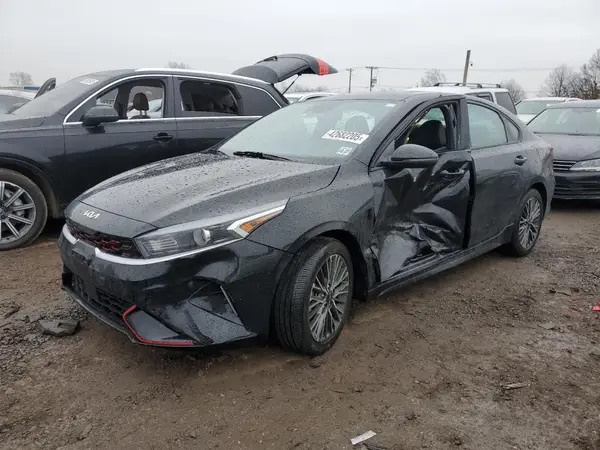 3KPF54AD0PE531043 2023 KIA FORTE - Image 1