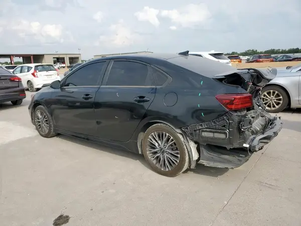 3KPF54AD0PE531303 2023 KIA FORTE - Image 2