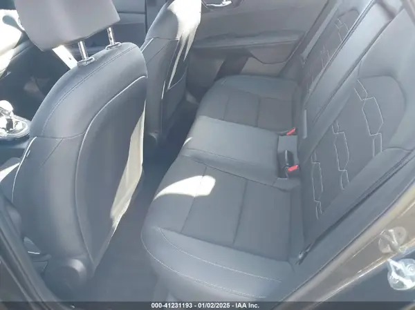 3KPF54AD0PE532693 2023 KIA FORTE - Image 8