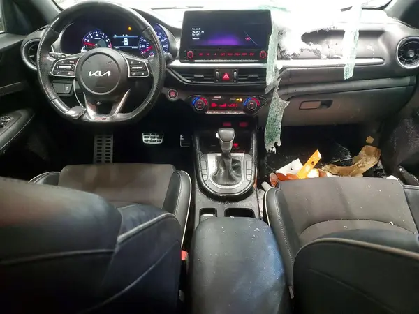3KPF54AD0PE533648 2023 KIA FORTE - Image 8