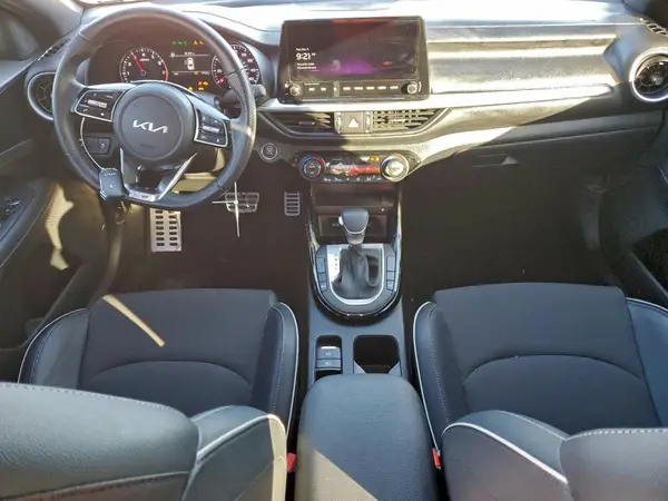 3KPF54AD0PE556055 2023 KIA FORTE - Image 8