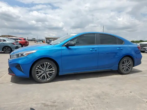 3KPF54AD0PE556072 2023 KIA FORTE - Image 1