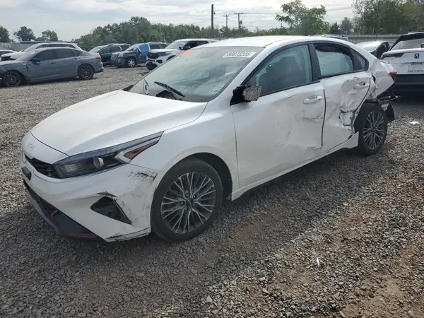 3KPF54AD0PE560798 2023 KIA FORTE - Image 1
