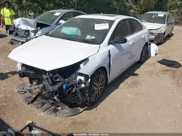 3KPF54AD0PE563619 2023 KIA FORTE - Image 2