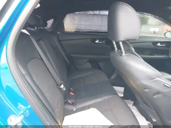 3KPF54AD0PE574183 2023 KIA FORTE - Image 8