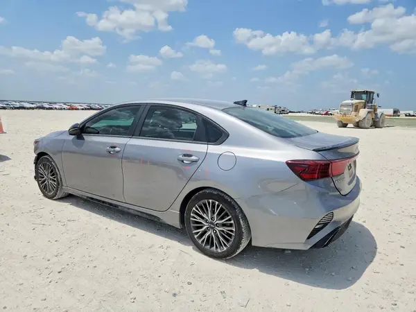 3KPF54AD0PE578041 2023 KIA FORTE - Image 2