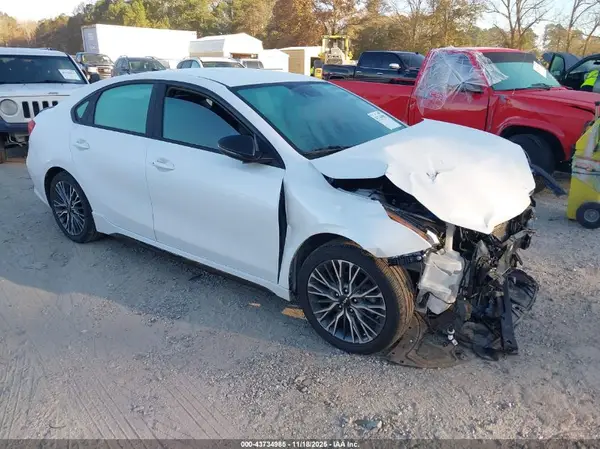 3KPF54AD0PE593638 2023 KIA FORTE - Image 1