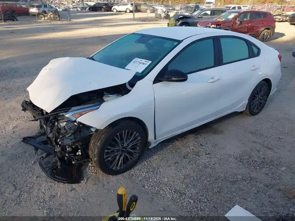 3KPF54AD0PE593638 2023 KIA FORTE - Image 2