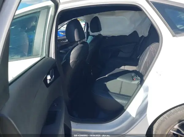 3KPF54AD0PE593641 2023 KIA FORTE - Image 8