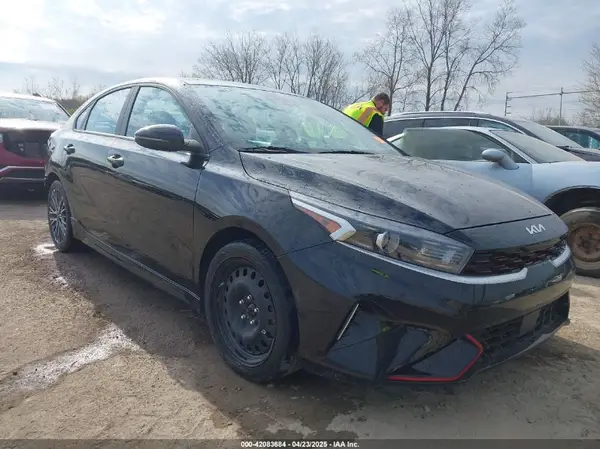 3KPF54AD0PE601172 2023 KIA FORTE - Image 1