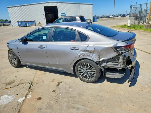 3KPF54AD0PE608493 2023 KIA FORTE - Image 2