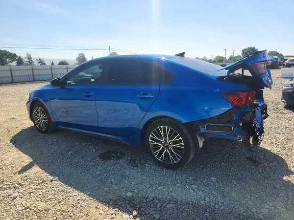 3KPF54AD0PE609398 2023 KIA FORTE - Image 2