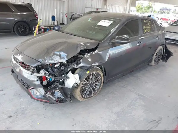3KPF54AD0PE616447 2023 KIA FORTE - Image 2