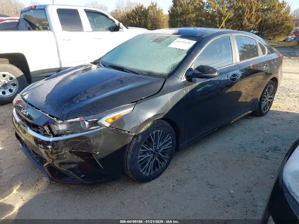 3KPF54AD0PE619252 2023 KIA FORTE - Image 2