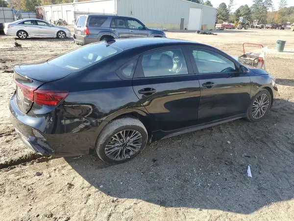 3KPF54AD0PE620143 2023 KIA FORTE - Image 2