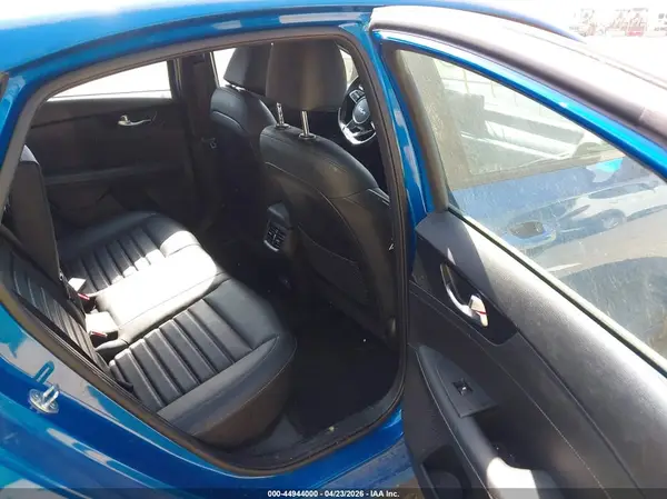 3KPF54AD0PE631630 2023 KIA FORTE - Image 8