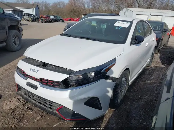 3KPF54AD0PE635113 2023 KIA FORTE - Image 2
