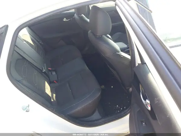 3KPF54AD0PE635113 2023 KIA FORTE - Image 8
