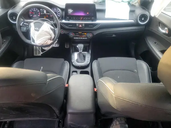3KPF54AD0PE640229 2023 KIA FORTE - Image 8